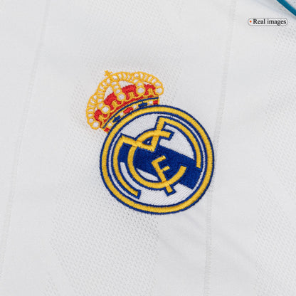 Retro MODRIĆ #10 Real Madrid Mens Home Long Sleeve Soccer Jersey 2017/18 White