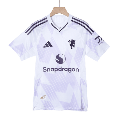 B.FERNANDES #8 Manchester United Mens Away Soccer Jersey 2025/26 White - Player Version