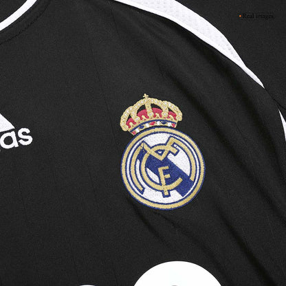 Retro Real Madrid Mens Away Soccer Jersey 2006/07 Black