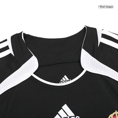 Retro RAUL #7 Real Madrid Mens Away Soccer Jersey 2006/07 Black