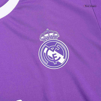 Retro KROOS #8 Real Madrid Mens Away Long Sleeve Soccer Jersey 2016/17 Purple